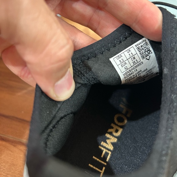 Trail running shoes - Picture 7 of 8